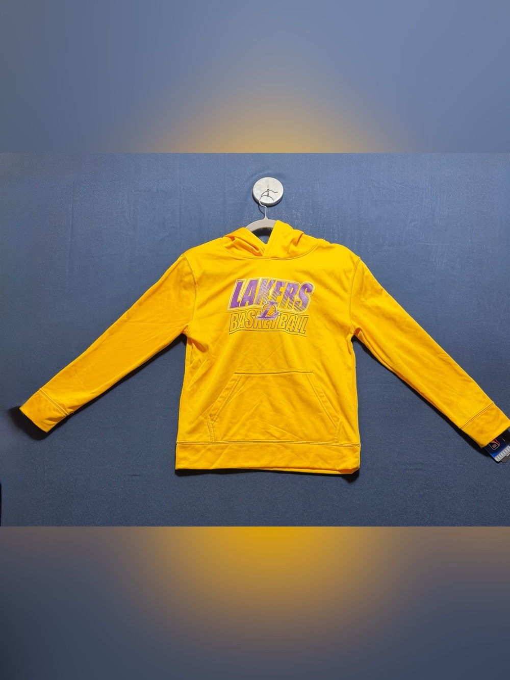 Cotton Blend NWT Size M (10/12) NBA Los Angeles Lakers Youth Hoodie